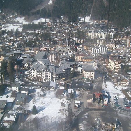 Appartement T2 CHAMONIX CENTRE Balcon Vue MONT BLANC Extérieur photo